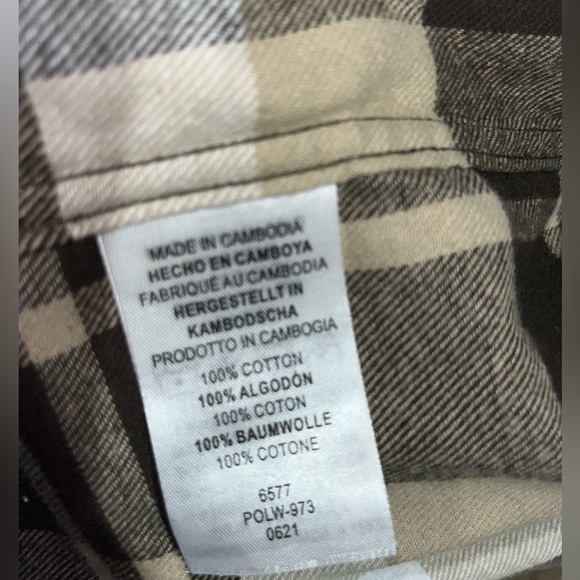 Legendary Whitetails Flannel Men Large - Picture 7 of 7